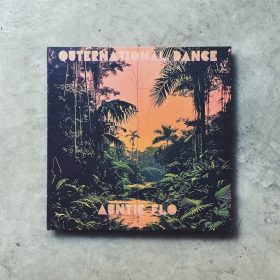 Auntie Flo - Outernational Dance [12inch / EP]